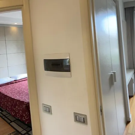 Welcome To Studi 4* Milan